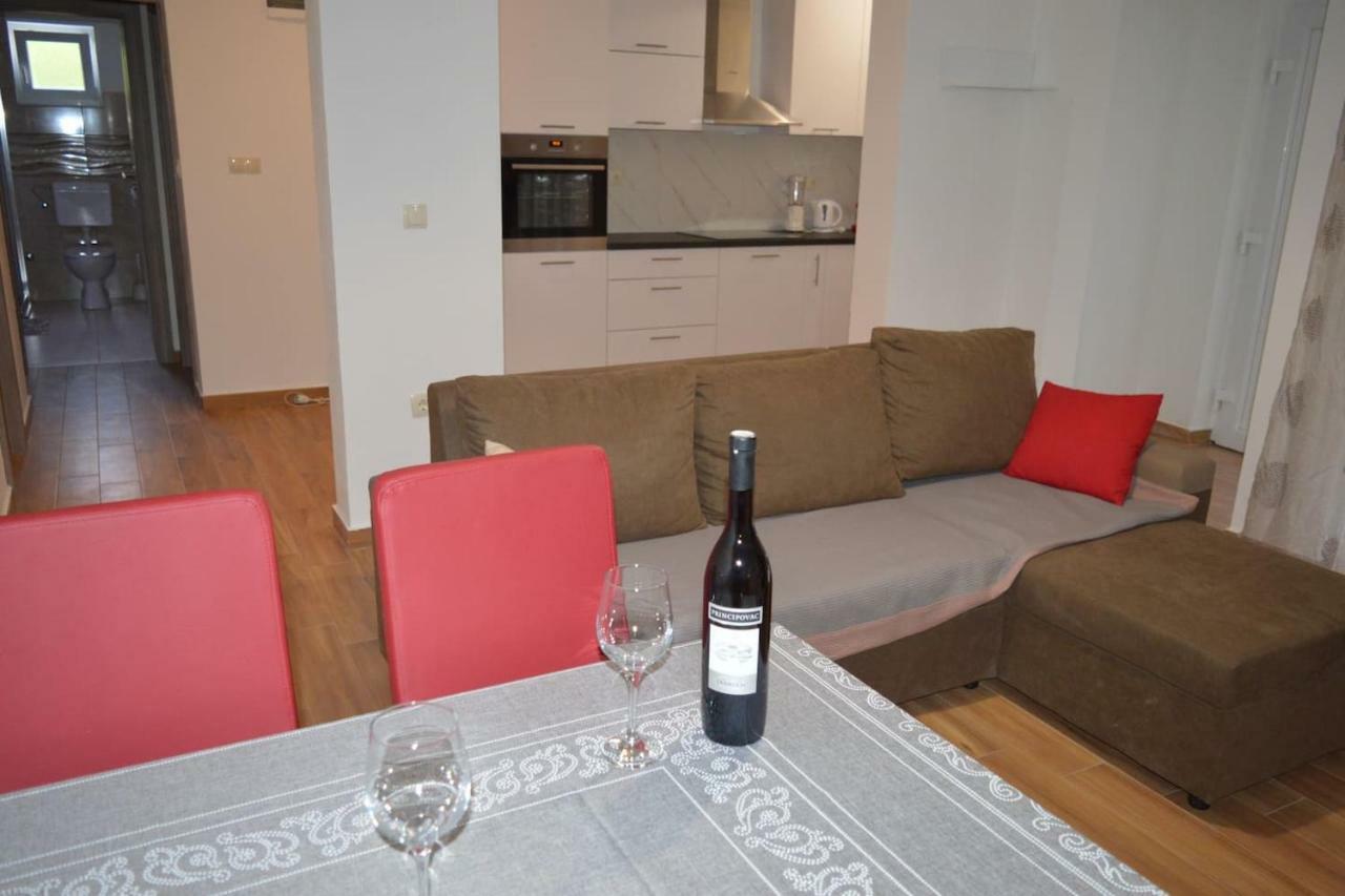Ferienwohnung Fourm Bibinje Exterior foto